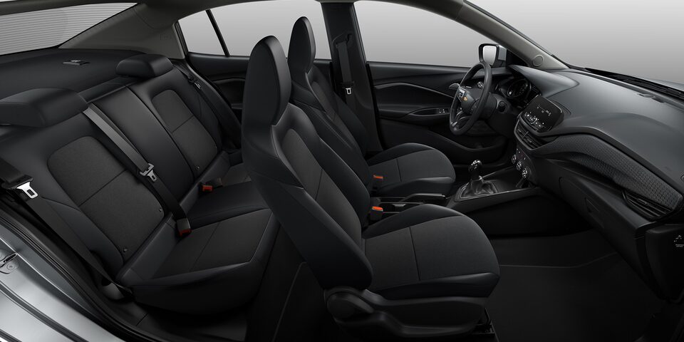 Chevrolet Onix 2025, sedán deportivo con interiores leatherette negro 