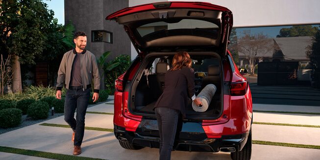 Espacio en cajuela para Chevrolet Blazer 2023, diseñada para adaptarse a tu vida