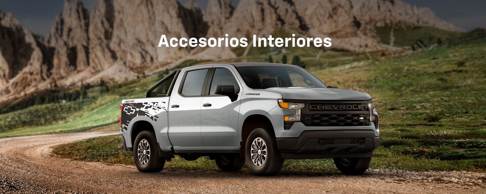 Catálogo de accesorios para el interior de tu camioneta de trabajo Chevrolet Silverado Turbo 2025
