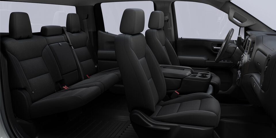 Acabado interior en tela color negro de tu Chevrolet Silverado Turbo 2025, camioneta de trabajo